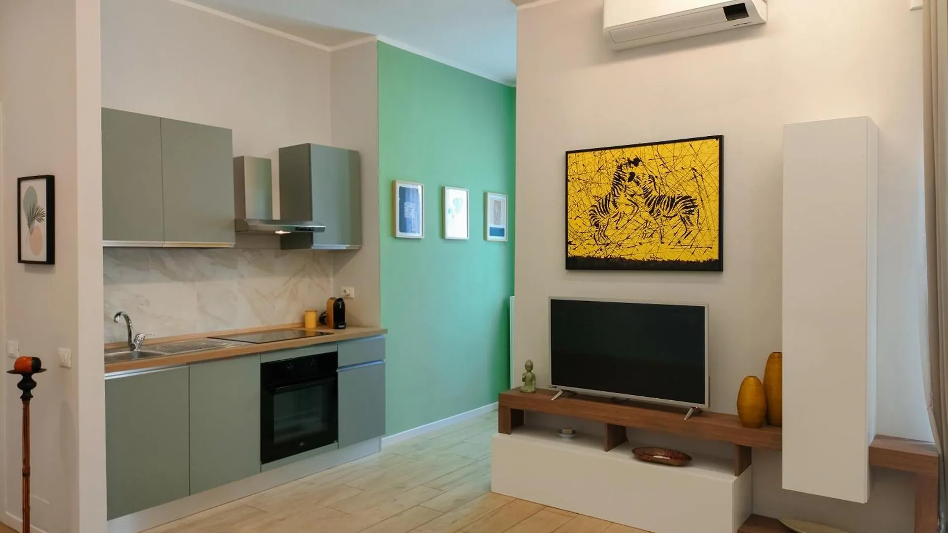 Zamenhof11 Apartment Como Italy