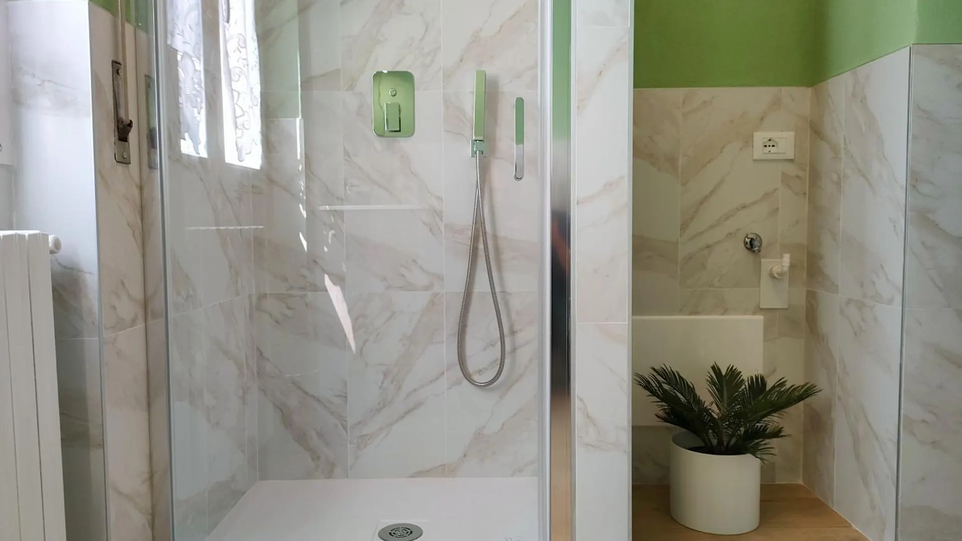 Zamenhof11 Apartment Como 0*,  Italy